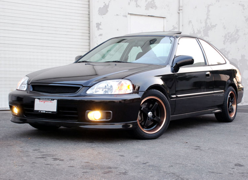 Honda Civic (Coupe Schwarz).jpg