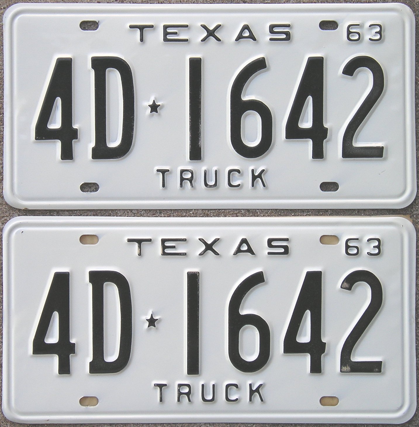 TX-63-TRUCK-4D-1642_HQ.jpg