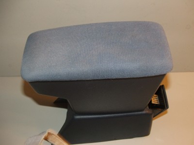 04 armrest.jpg