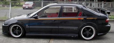 Civic Schwarz Mugen gold.jpg