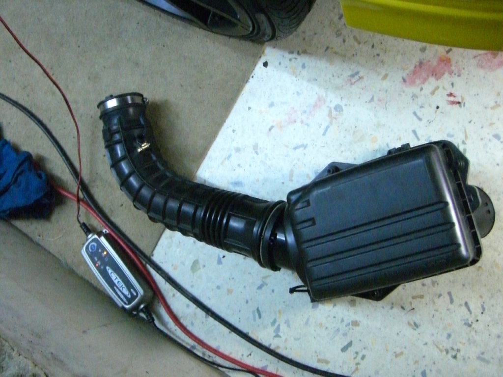 Airbox.JPG