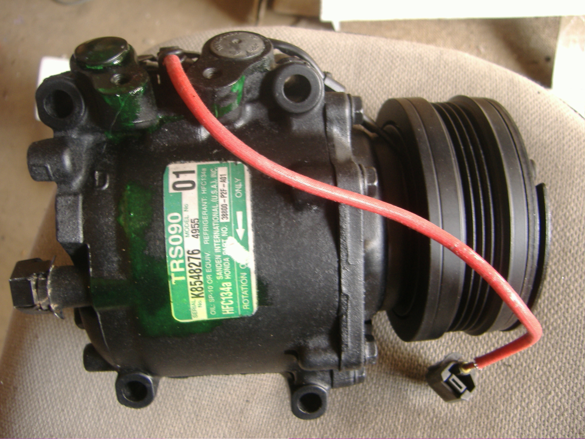 Klimakompressor schwarz.JPG