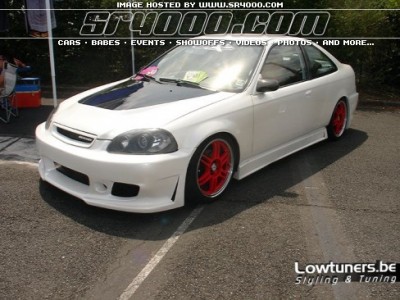 Honda-Civic--272288[1].jpg