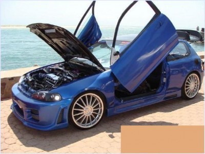 honda-civic-scherentueren-deluxe.jpg