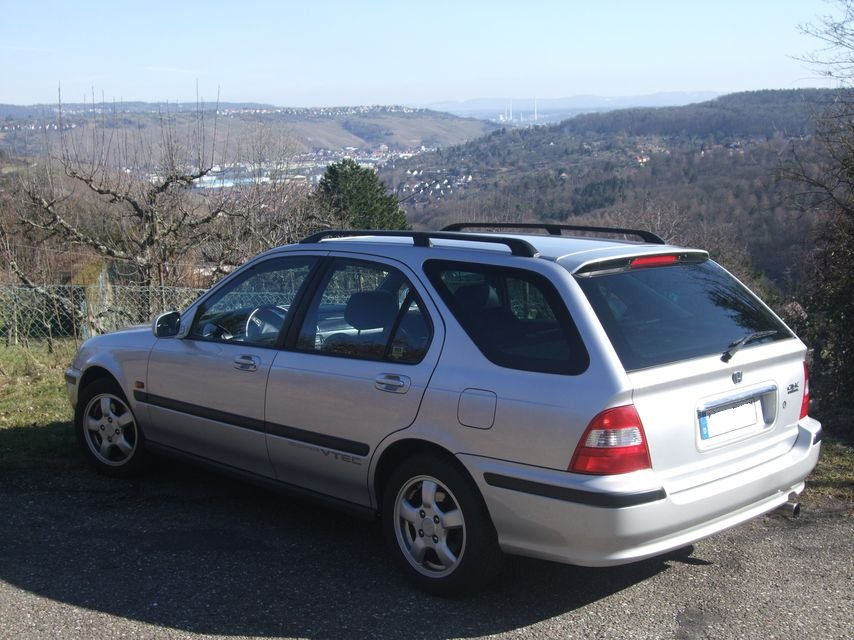 20_Aussenansicht hinten links.jpg
