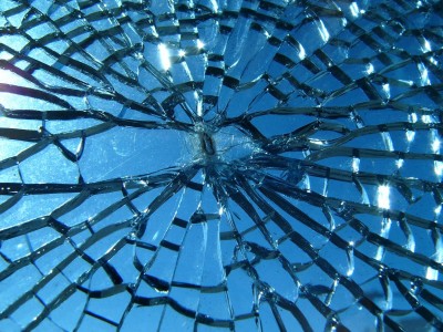 broken_glass.jpg