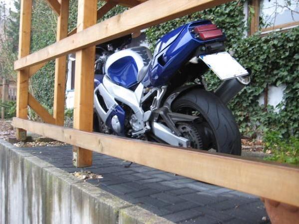 FZR3.JPG