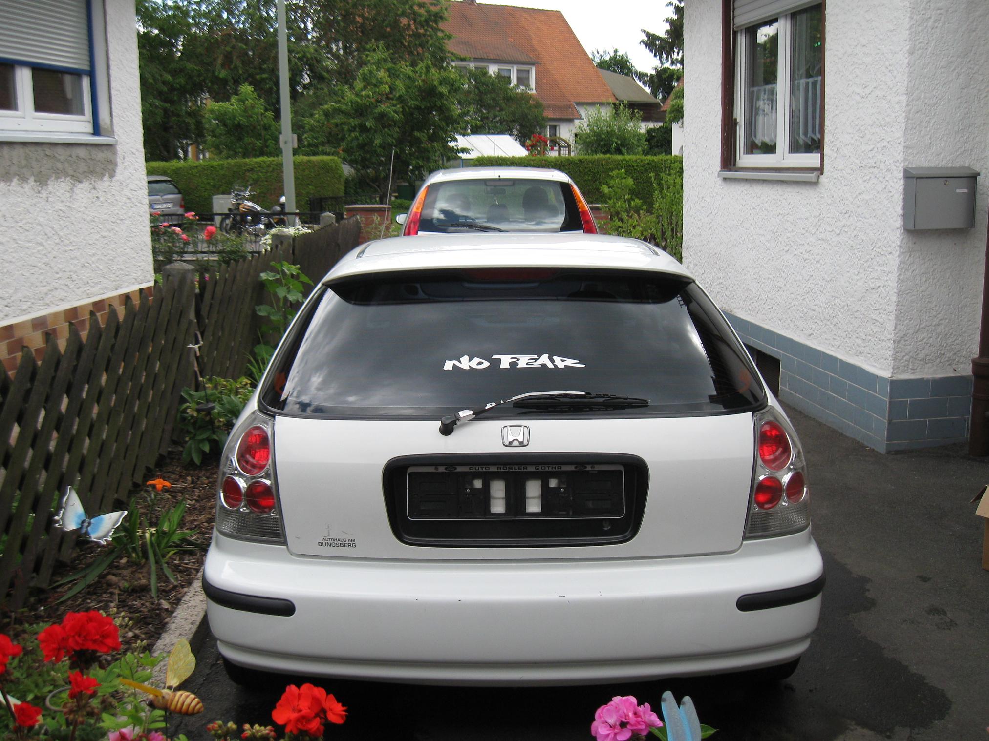 Rücklichter(Lexus).jpg