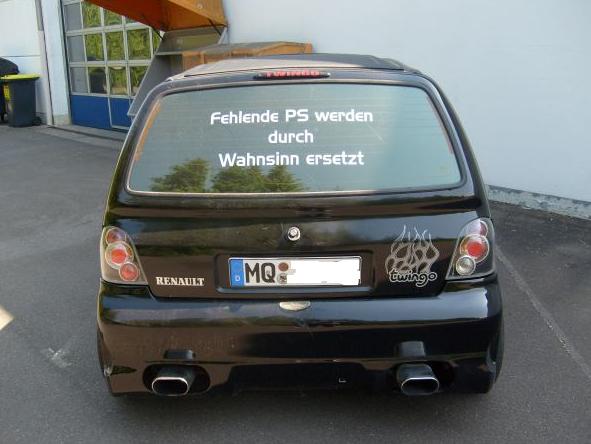 BlackTwingo2.JPG