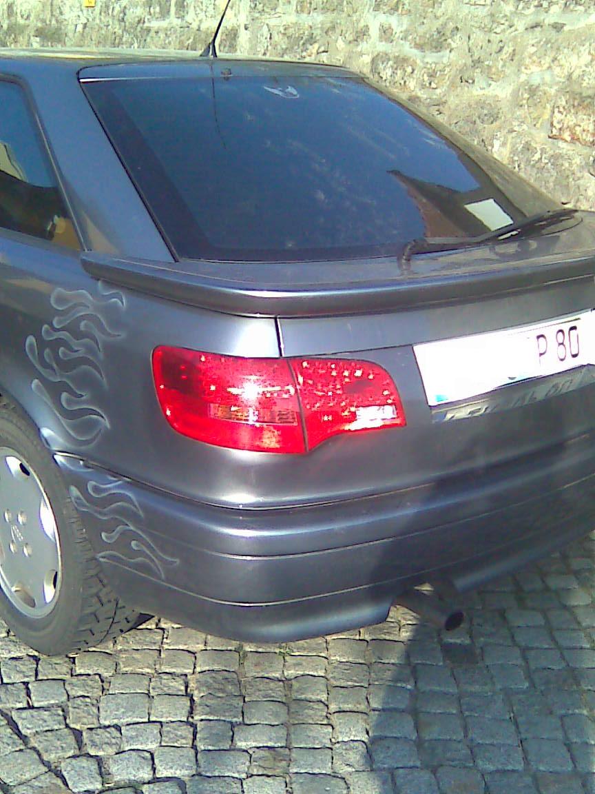 Audi 80 mit A5 Rückleuchten.JPG