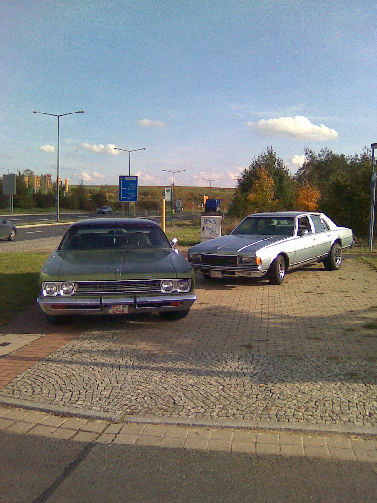 Plymoth Fury VIP 1968 und mein Chevrolet Caprice 1978.jpg