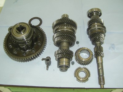 getriebe h. integra teile 004.jpg