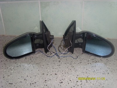 SI851901.JPG