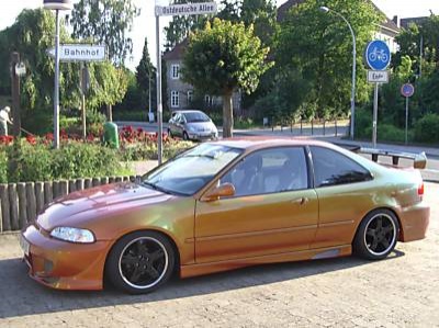 vorne civic.jpg