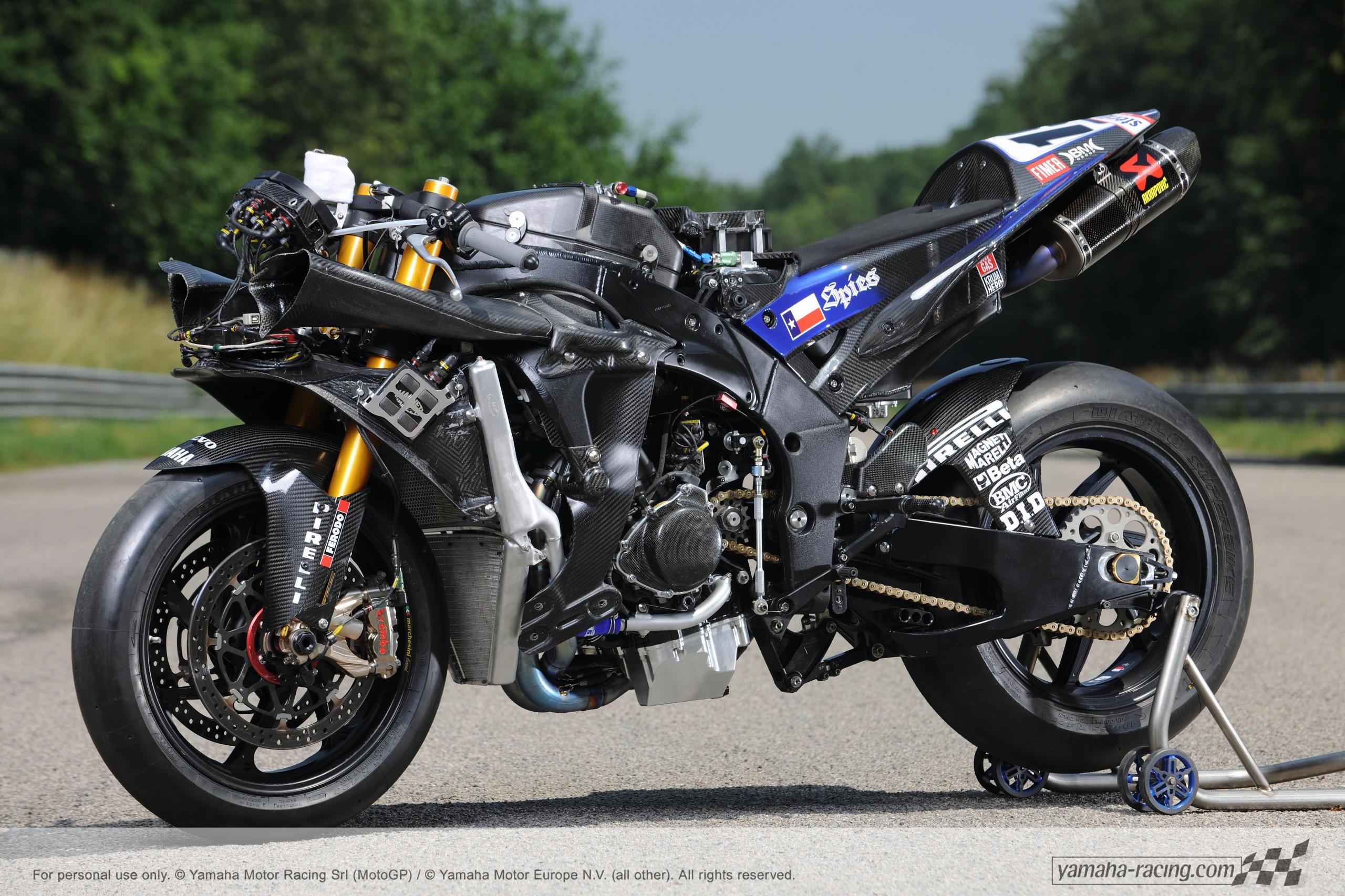 yzr m1 2013