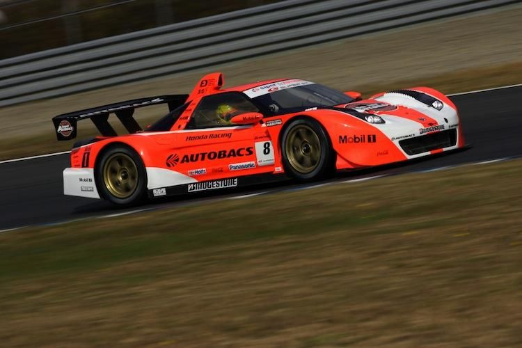 FirmanIzawa auf dem Weg zum letzten Sieg des NSX.jpg