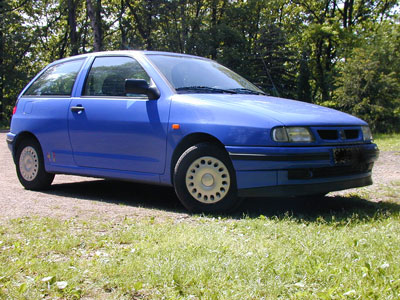 Seat-Ibiza-von-der-Seite_2.jpg