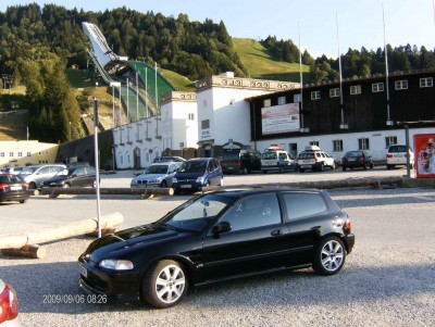 Photo2.JPG
