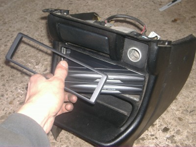 Einbau Cupholder (6).JPG