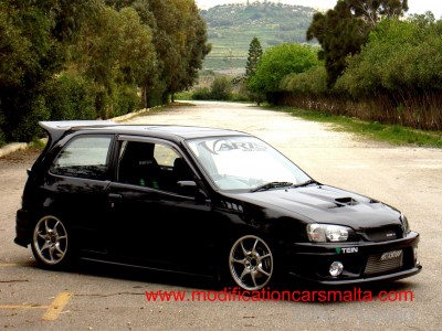 Toyota glanza.jpg