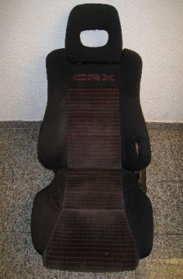 k_Fahrersitz_CRX.jpg