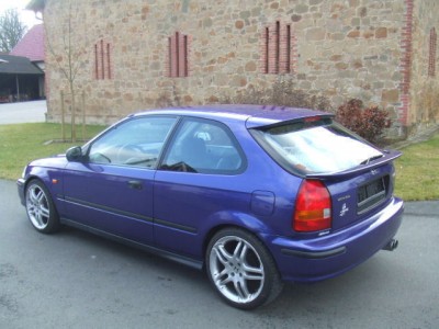 mein civic 2.JPG