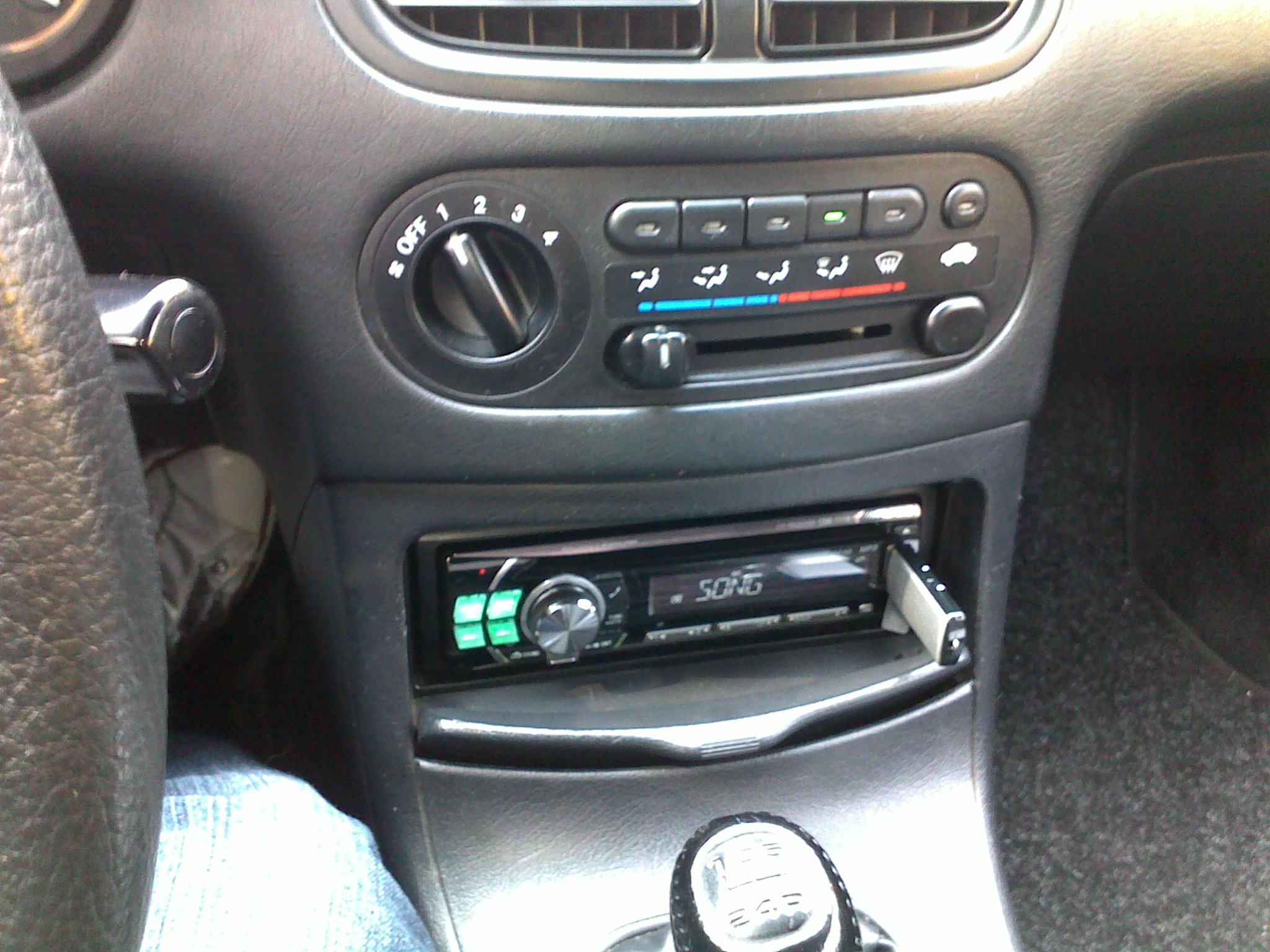 Radio.jpg
