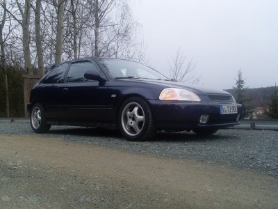 SL370002.JPG