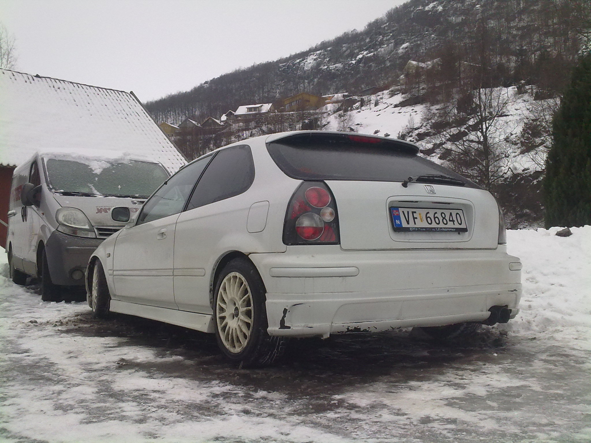 010220101284.jpg