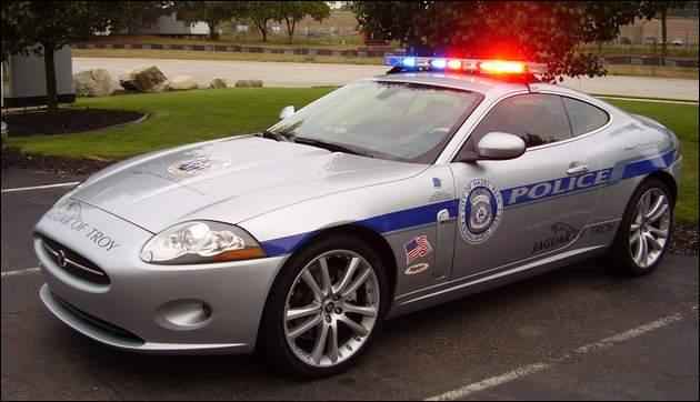 policecar1.jpg