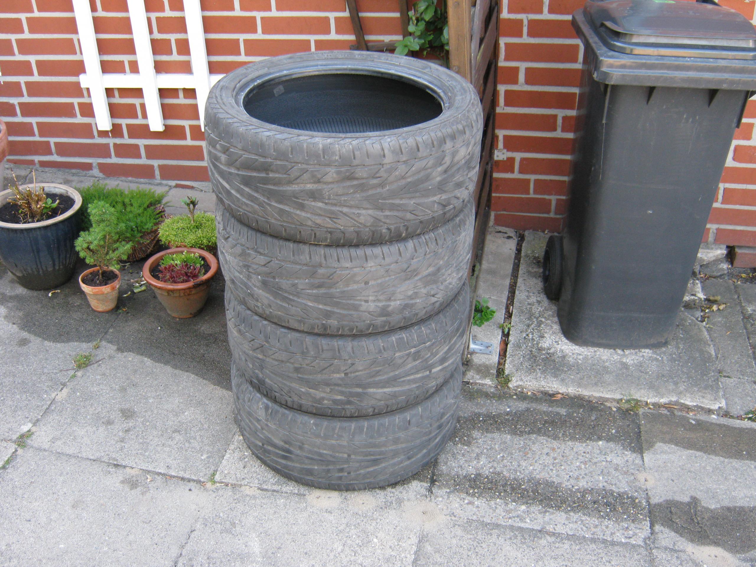 Uniroyal1.jpg