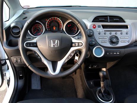 Honda%20Jazz_10_0.jpg