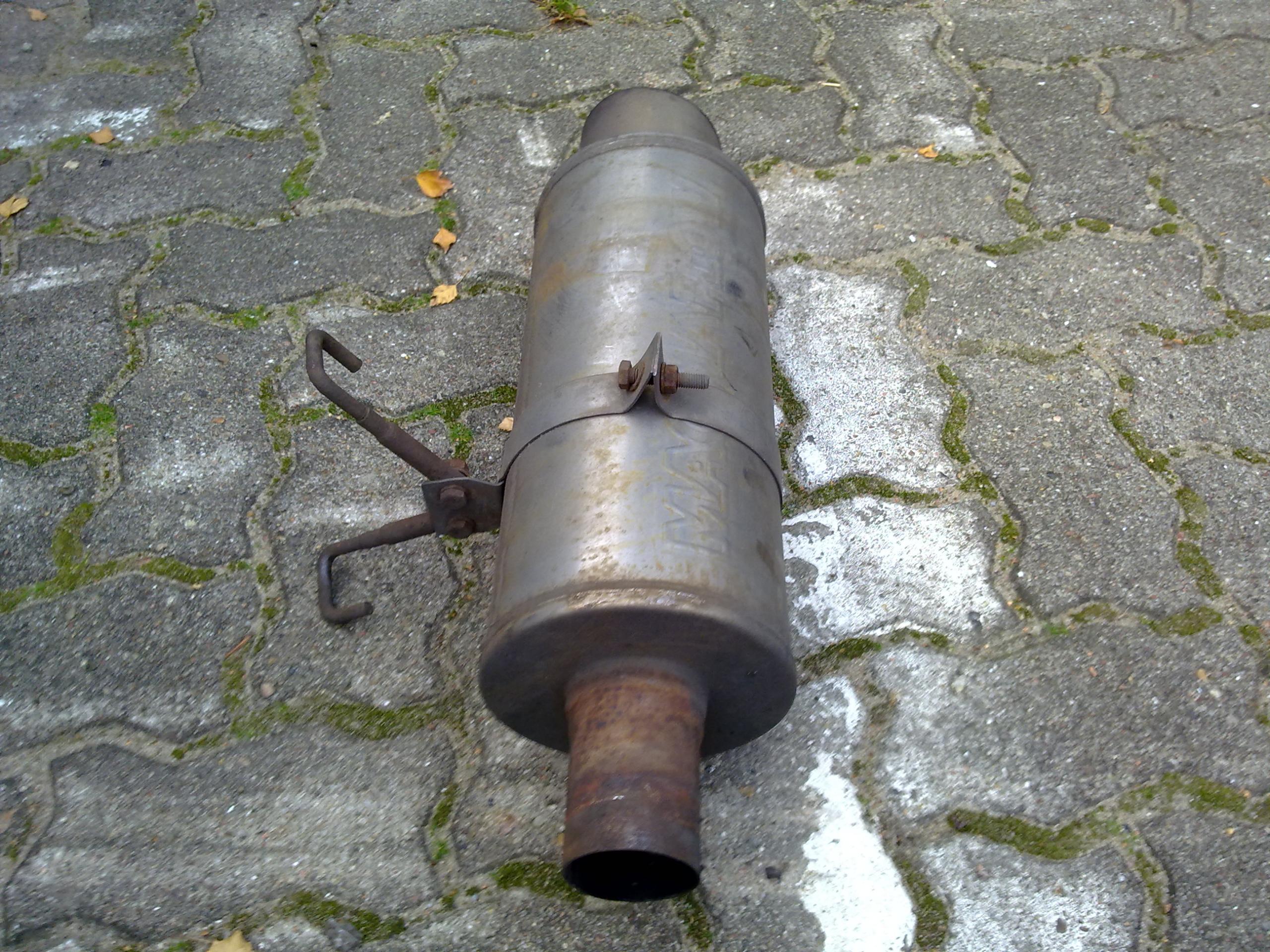 14102010173.jpg