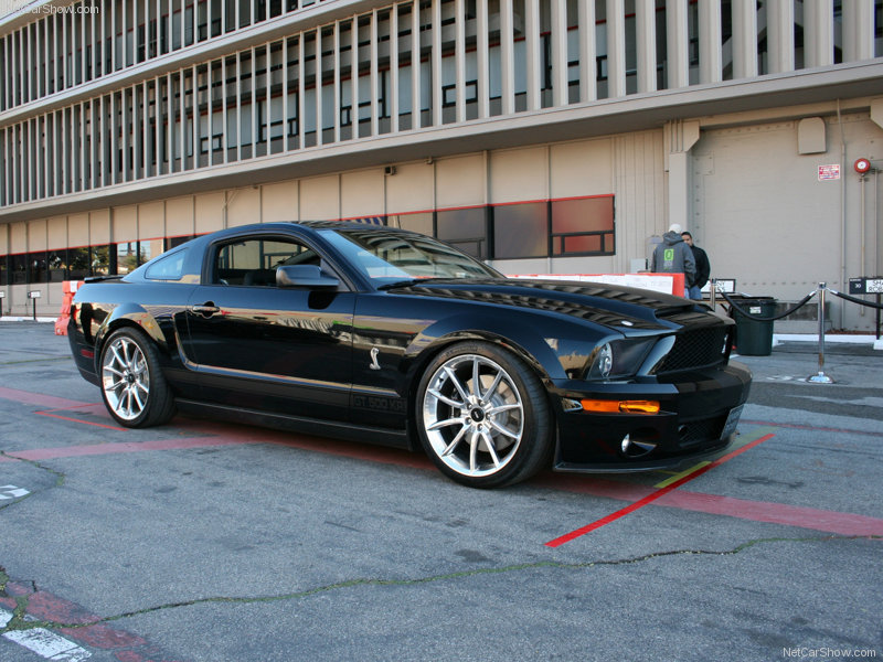 Ford-Mustang_Shelby_GT500KR_KITT_2008_800x600_wallpaper_01.jpg