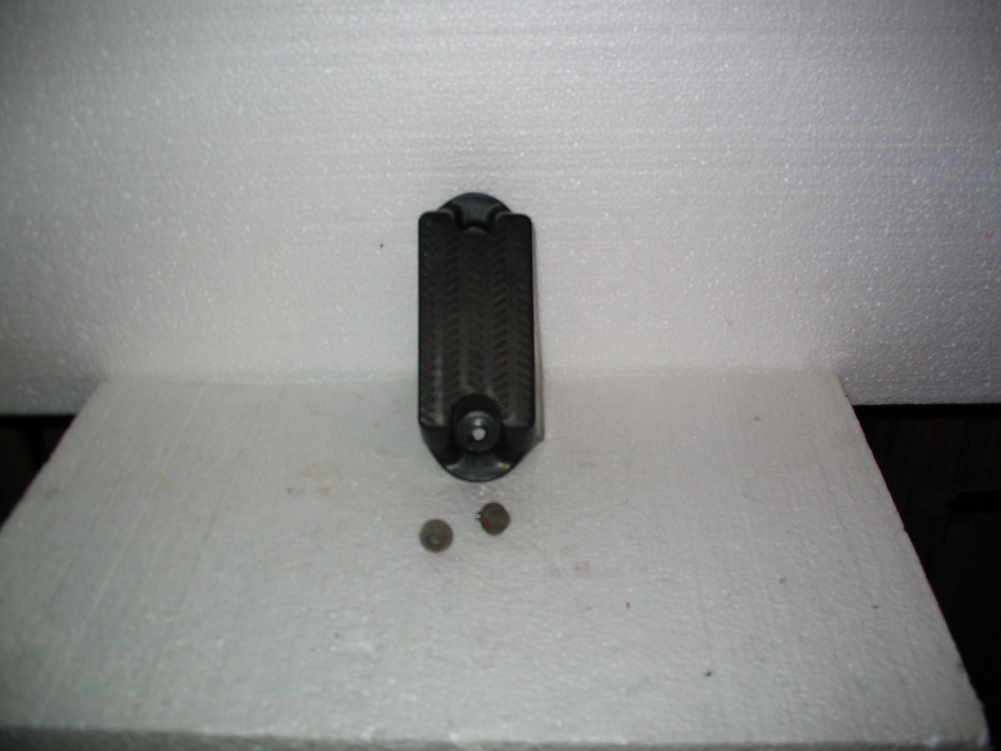 Fußstütze Fußraum  (1).JPG