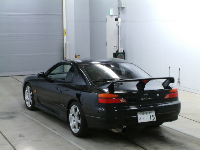 s15 black rear.jpg