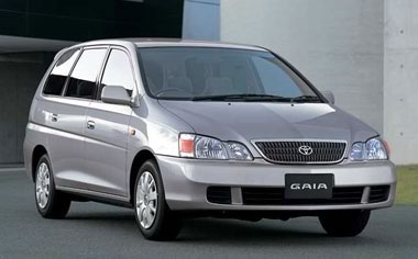 toyota_gaia.jpg