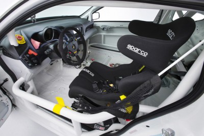 hpd-crz-interier-sparco-seats-käfig-leergeräumt.jpg