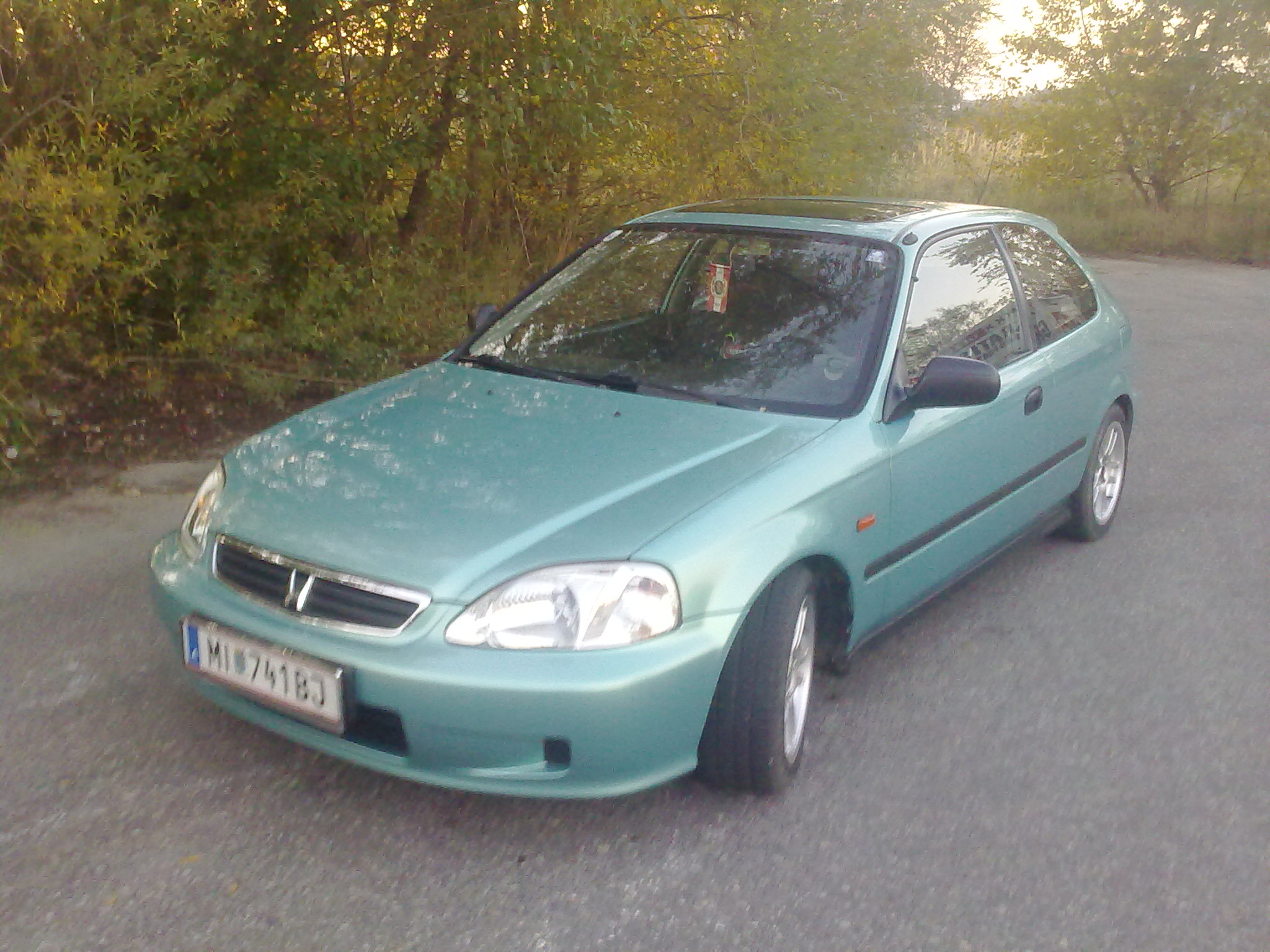 10102010150.jpg