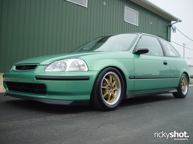 GY-16P Midori Green Pearl.jpg