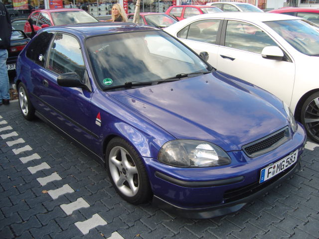 SNV81725.jpg