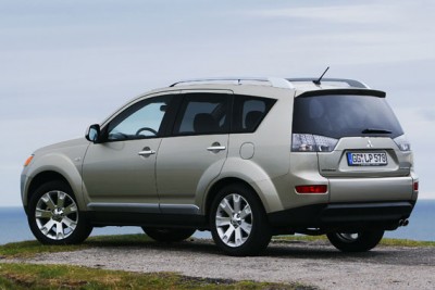 2009-1-11_-_mitsubishi_outlander_-_neue_motoren_-_002.jpg
