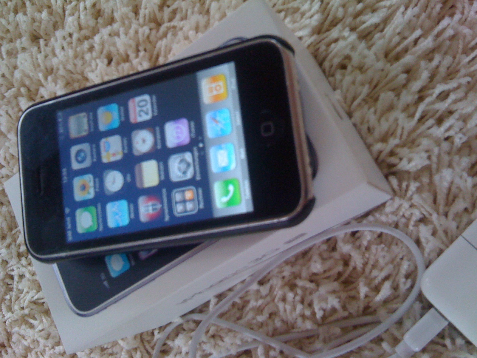 Iphone1.jpg
