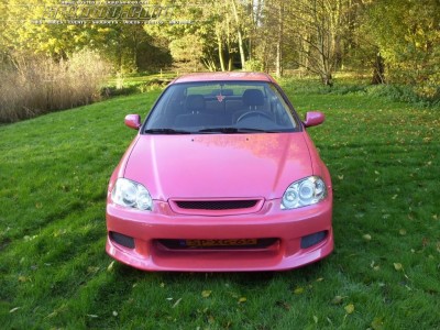 HondaCivicPink2.jpg