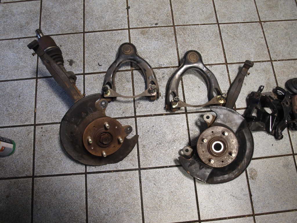 Achsschenkel vorn.jpg