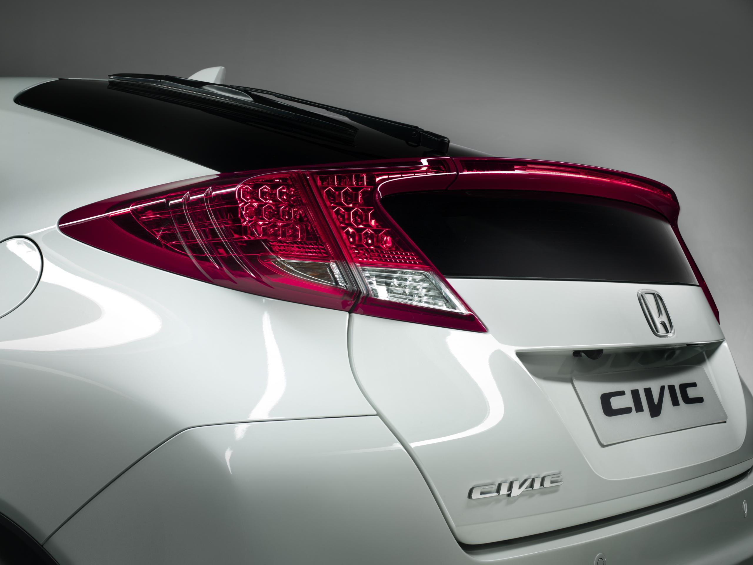 15651_Honda_zeigt_die_ersten_Bilder_des_neuen_Civic.jpg