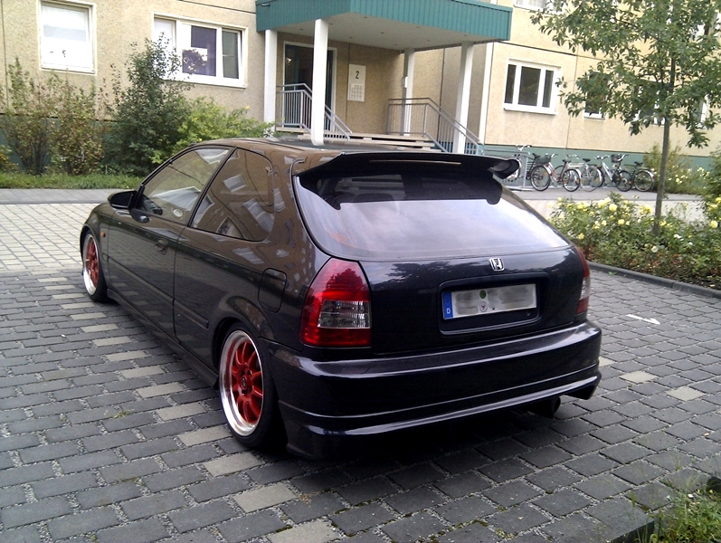 C360_2011-08-30 19-37-19 - 800x600.jpg