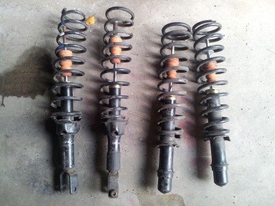 Ej9 Fahrwerk.jpg