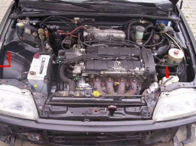motorraumcivic.JPG
