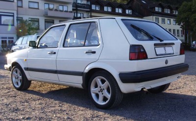 VW-Golf_II_hsl.JPG